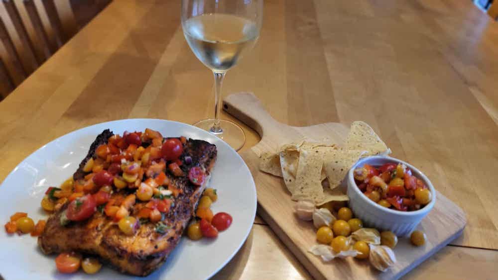 Salsa-poivrons-rouges-et-cerises-de-terre